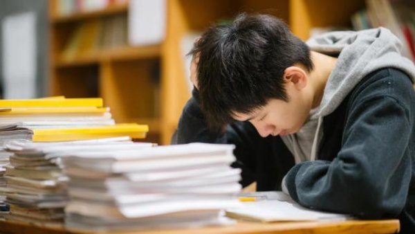 中国投资配资平台官网 中国的高考越来越难了吗?